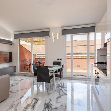 Casa Vacanza " La Rosa " Imperia Liguria Eksteriør bilde