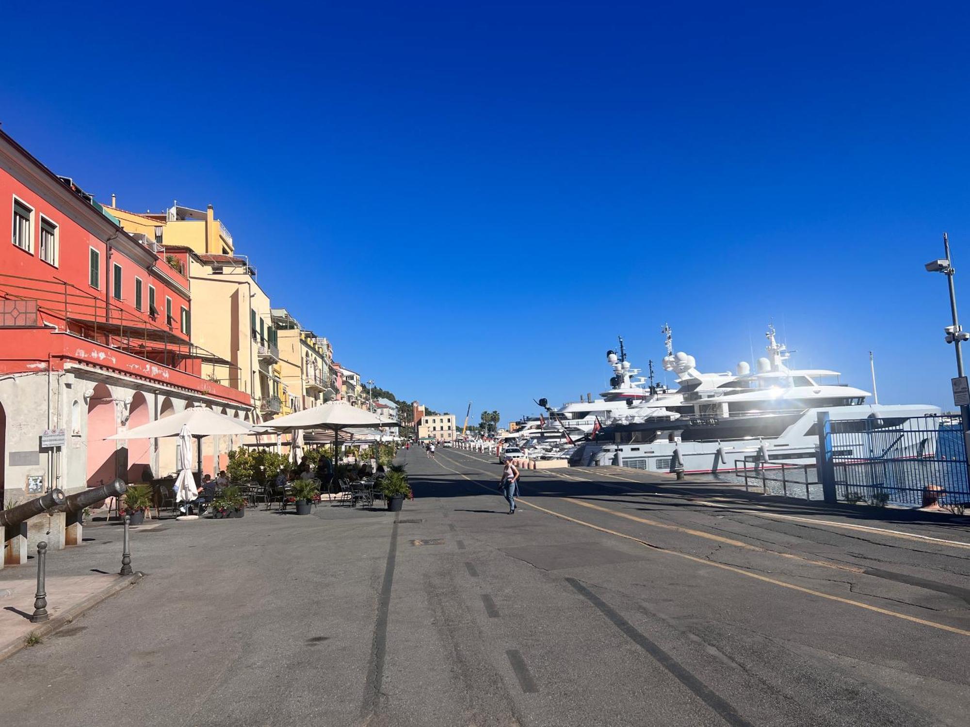 Casa Vacanza " La Rosa " Imperia Liguria Eksteriør bilde
